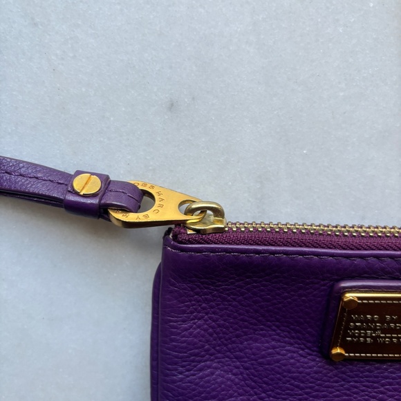 Marc by Marc Jacobs Classic Q Wristlet - Picture 5 of 7